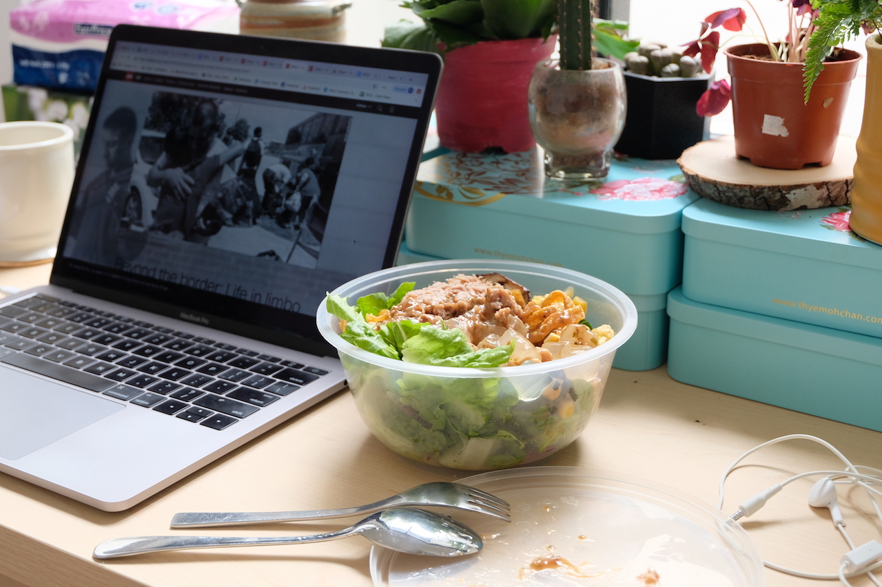 In Defence of Eating Alone at Your Desk
