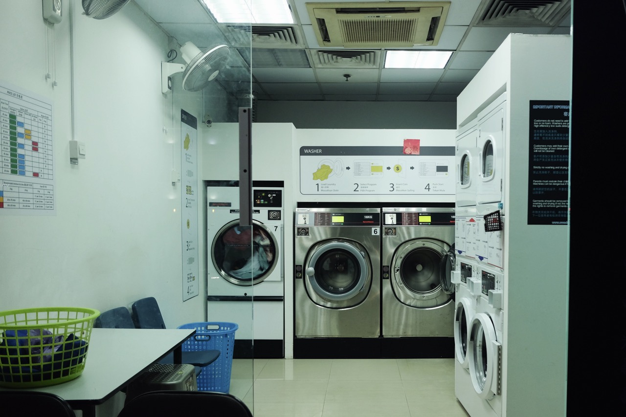 The Secret Beauty of Singapore’s 24Hour Laundromats