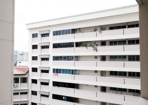 Singaporeans Don’t Hang Up Flags For National Day Anymore. This May Be A Good Thing