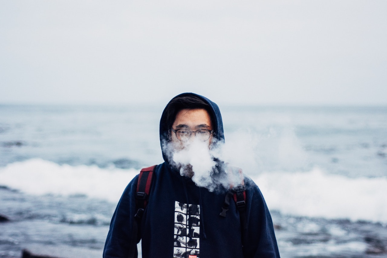 Unless Singapore Legalises Vaping, Singaporeans Might Soon Start Dying From It