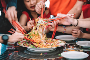 3 Different Generations on What Reunion Dinner Means To Them