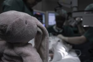 It’s Time We Better Understand What Child Life Therapists Do