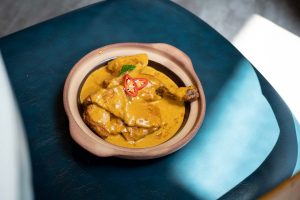 Should We Be Worried That Chicken Curry Is a National Concern?