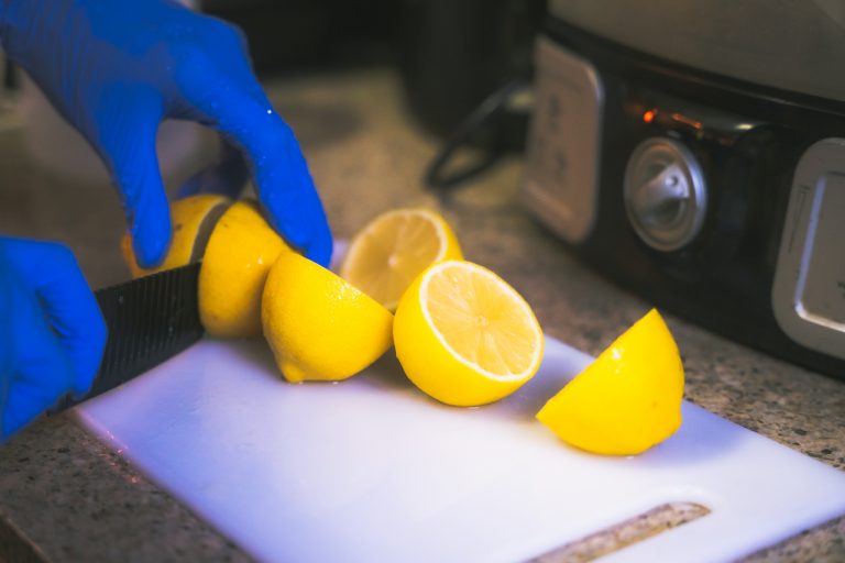 When Life Gives Him Lemons, Ke Long Sells Lemonade on TikTok