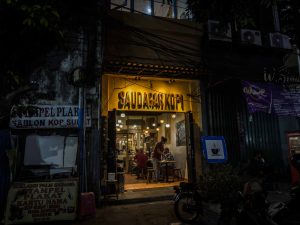 From Menteng With Love — Jakarta, My iPhone 14 Pro, and I