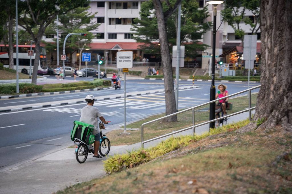 Singapore delivery rider 