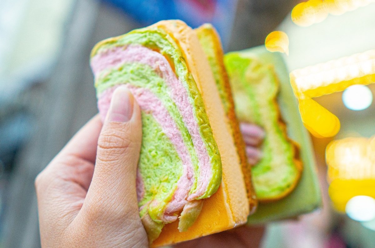 Singapore’s Disappearing Ice Cream Sandwiches Are Thriving in Vietnam
