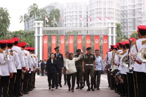 In a Sea of Political Neutrality on Gaza, Halimah Yacob Stands Out