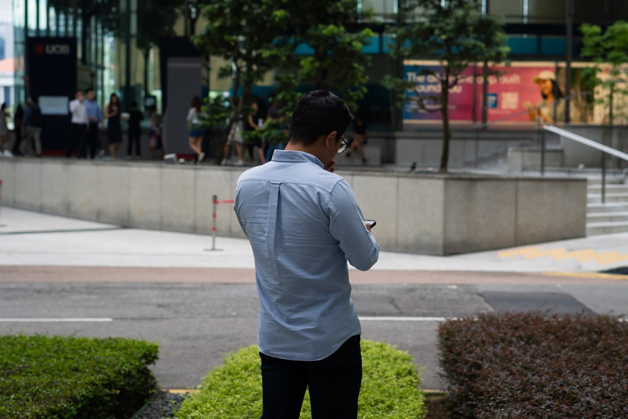 Singaporean Workers Clear the Air Around Vaping in Offices