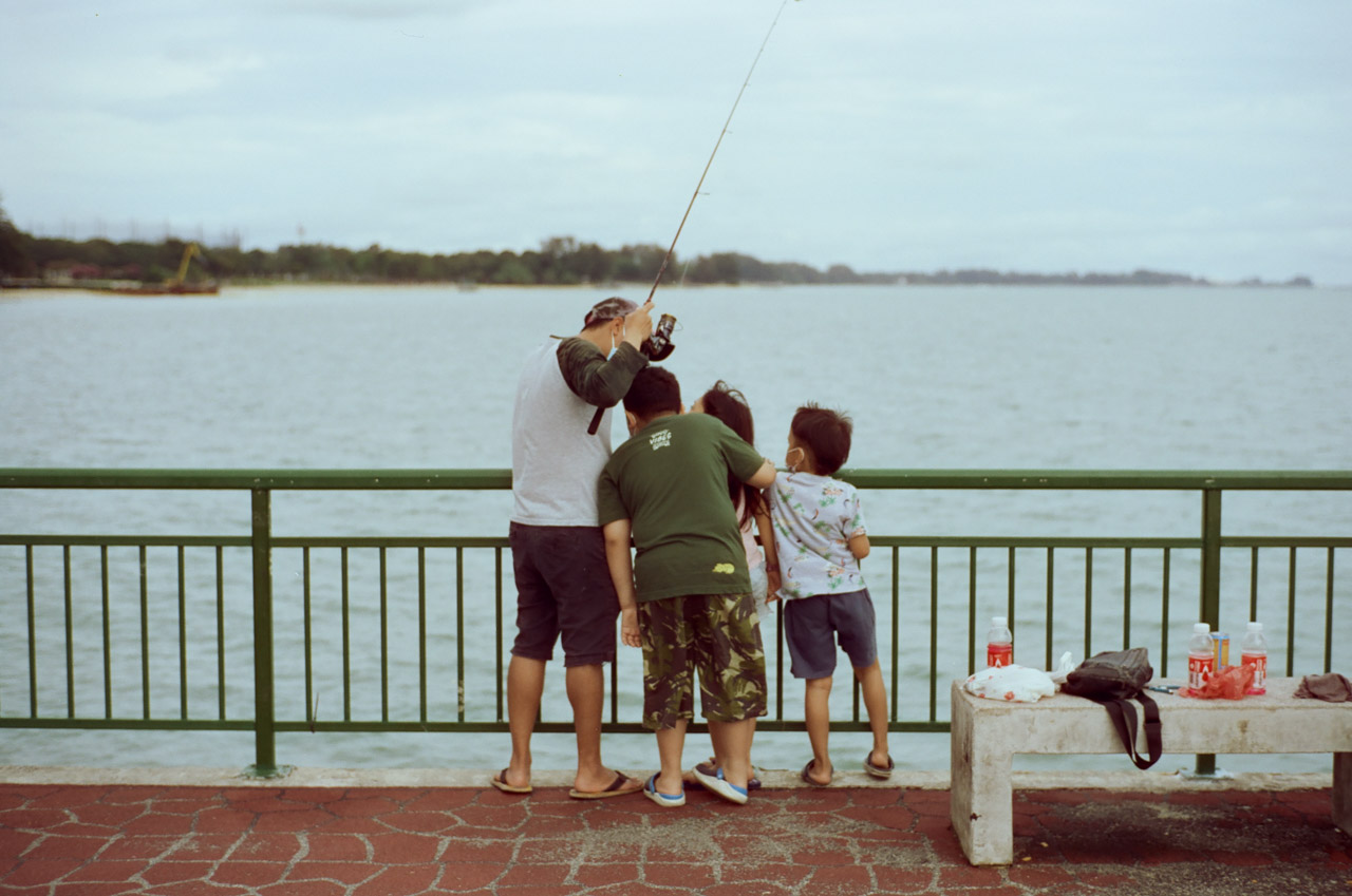 Singaporeans Share What Their Parents Do Instead of Saying ‘I Love You’