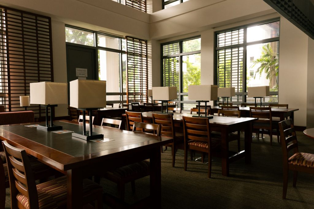yale-nus library