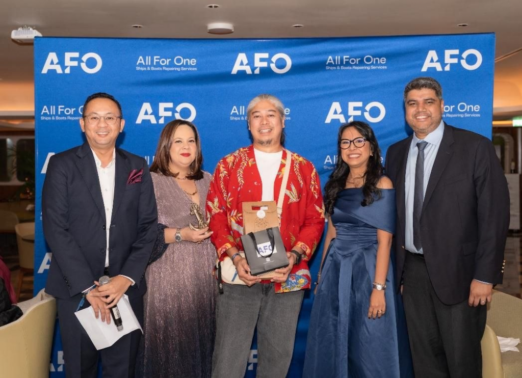 Singaporeans Abroad Dubai UAE