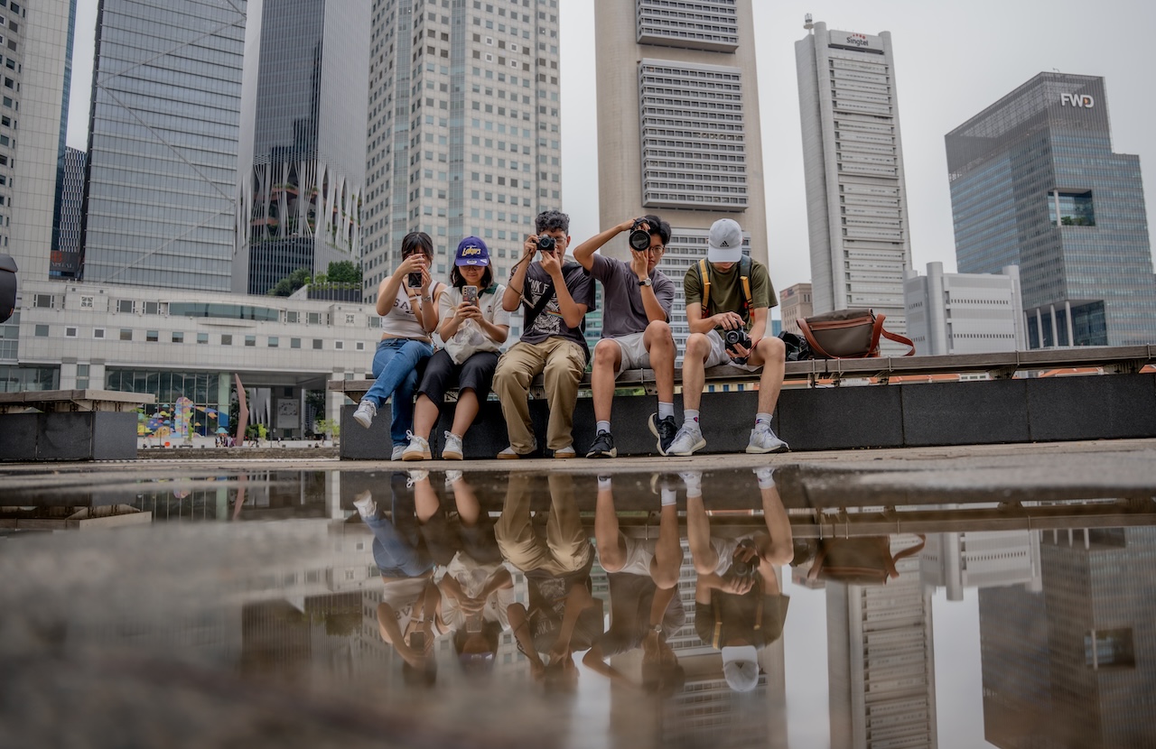 Social Workers Can’t Afford Pro Photography. So We Shoot for Them, For Free.